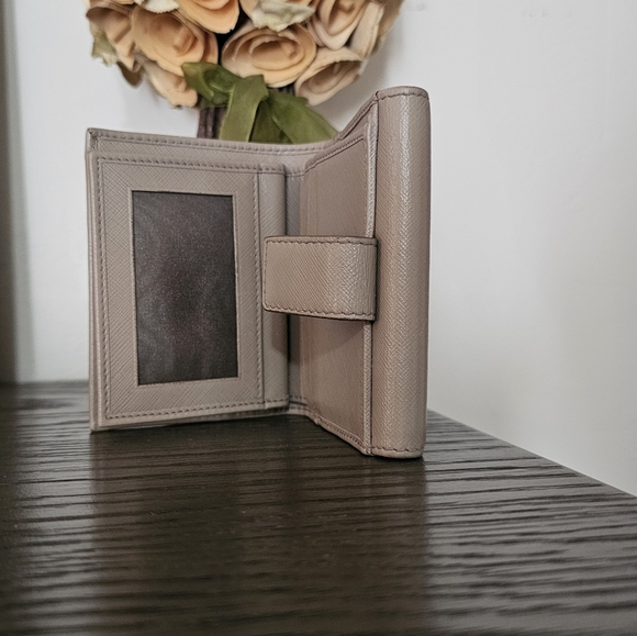 Ferragamo Vara Bow wallet - Picture 3 of 13